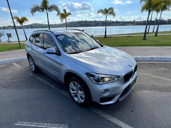 BMW X1 2.0 16V TURBO ACTIVEFLEX SDRIVE20I 4P AUTOMÁTICO